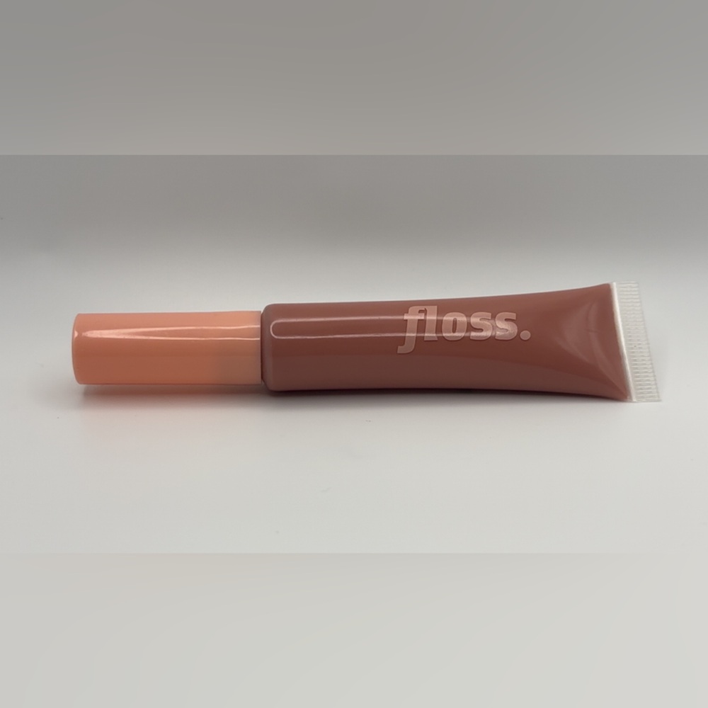 Floss-My New Favorite Lip Gloss LAX